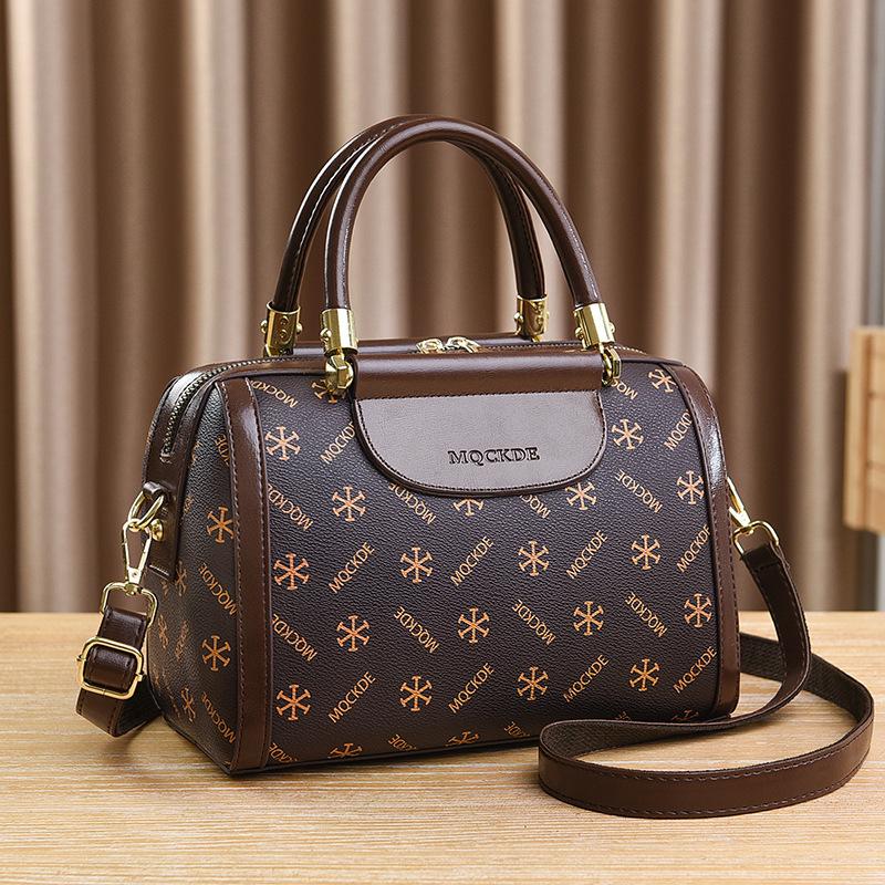 2025 New Commuter Fashion Large Capacity Boston Bag Handbag Shoulder Messenger Bag Women's Bag